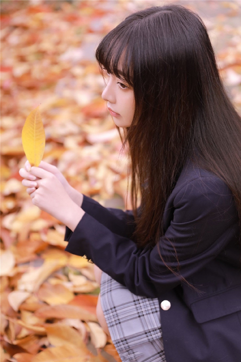 青春靓丽校园女神日系制服写真