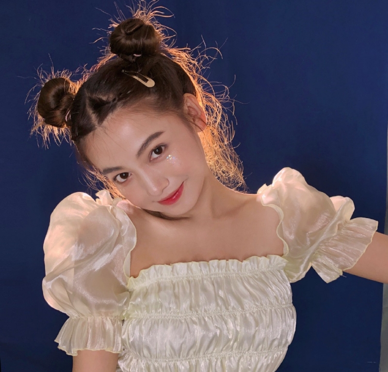 哪吒头小姐姐俏皮可爱艺术写真