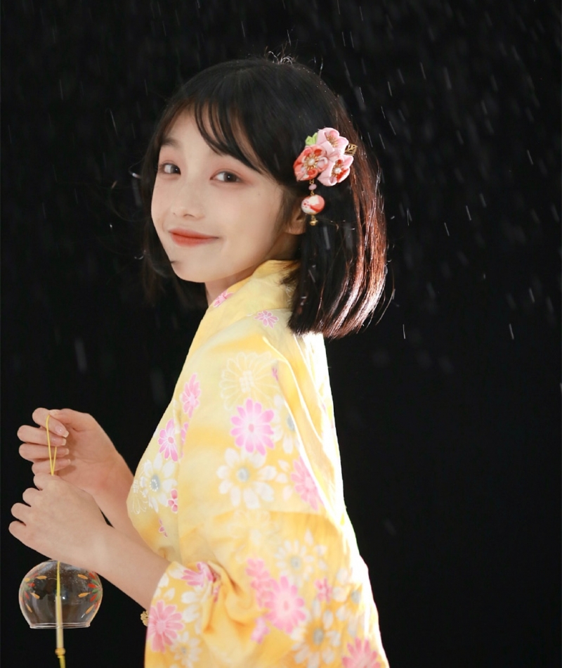 和服美女齐肩短发乖巧文静套图