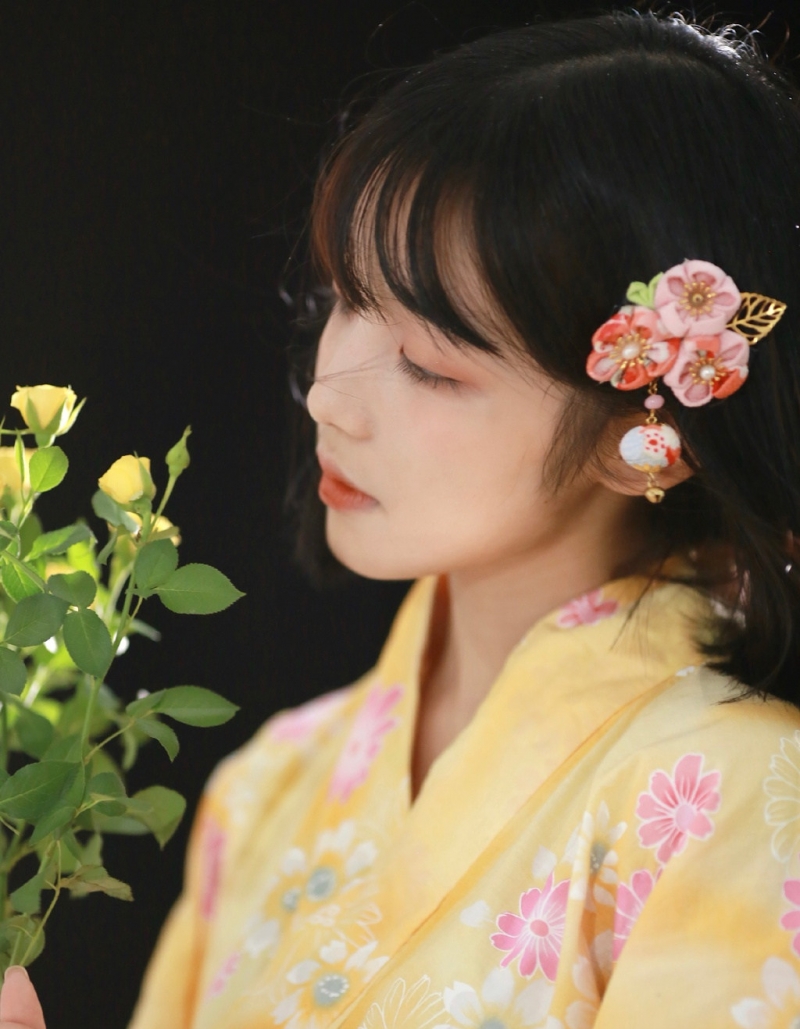 和服美女齐肩短发乖巧文静套图