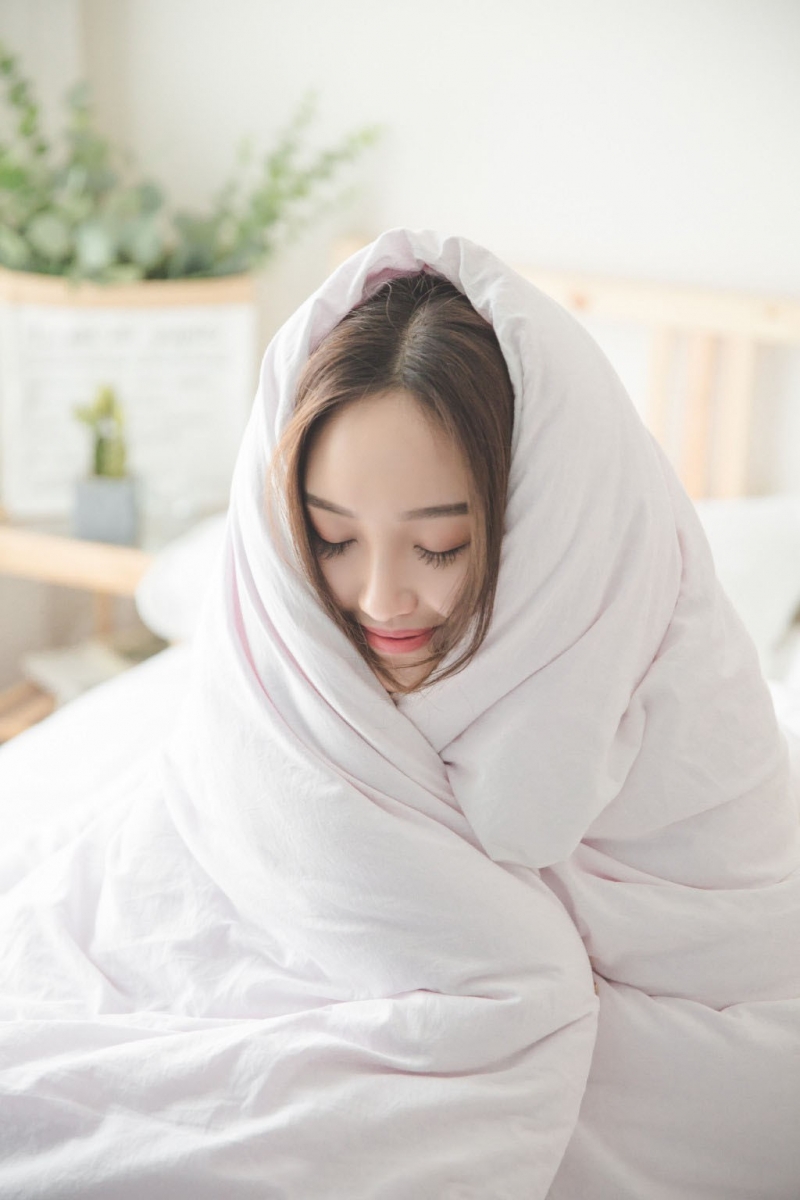 早安少女白嫩肌肤吹弹可破写真