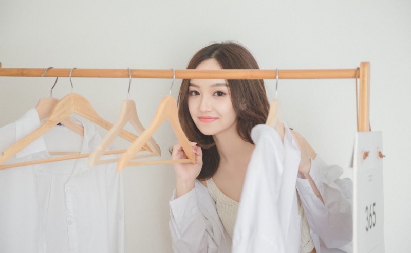 早安少女白嫩肌肤吹弹可破写真