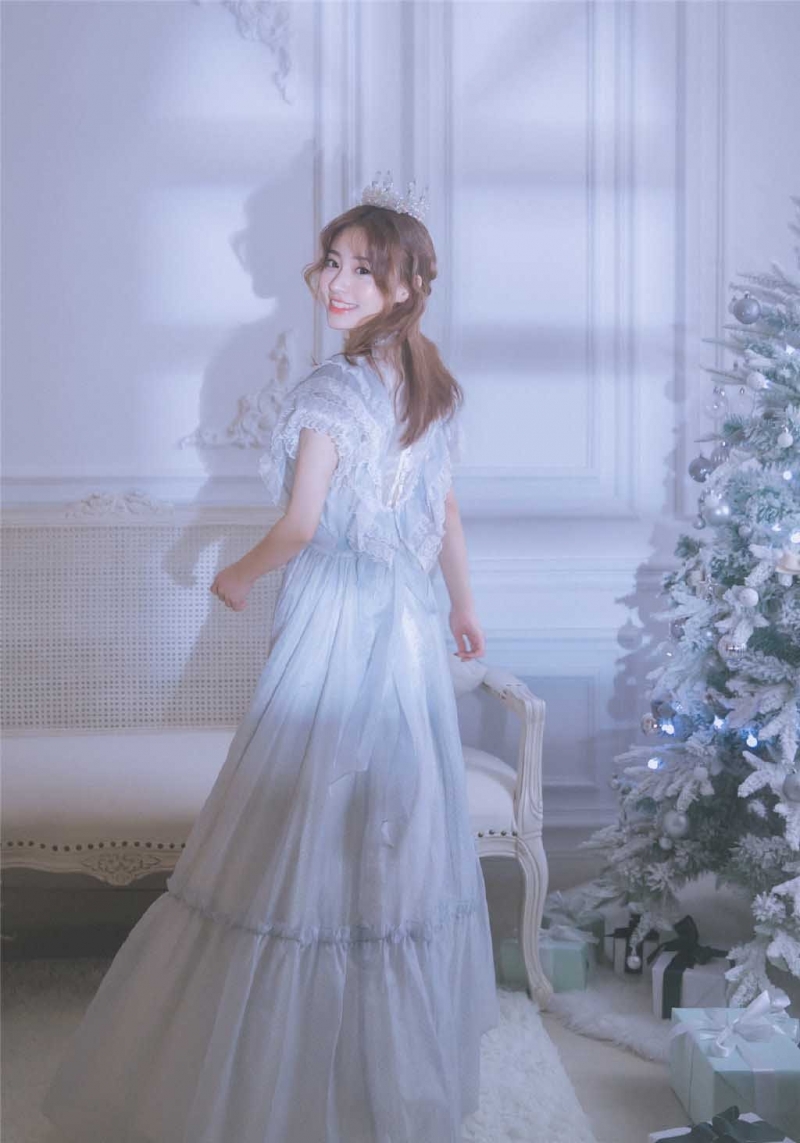 金发少女蕾丝纱裙唯美梦幻私拍