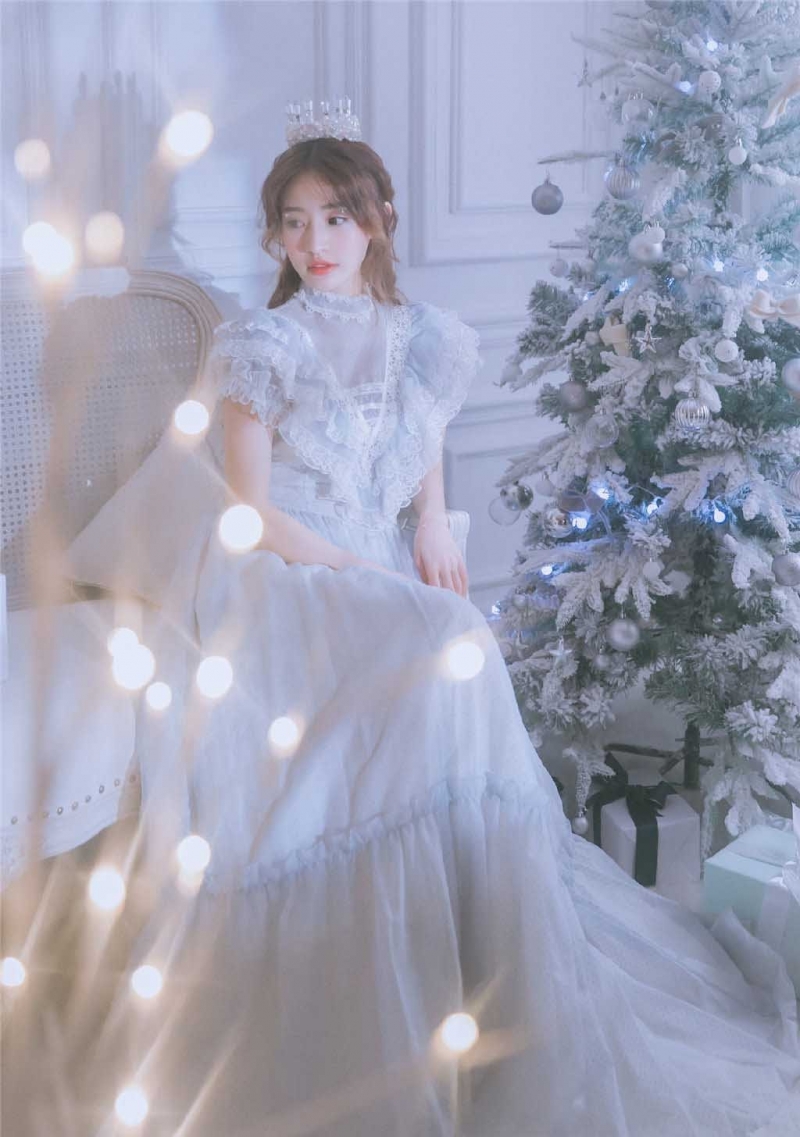 金发少女蕾丝纱裙唯美梦幻私拍