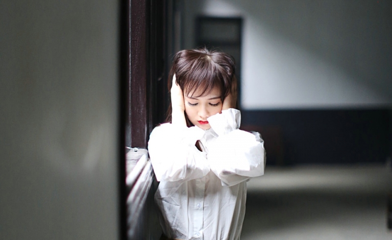 校园文艺女神气质清新教室私拍