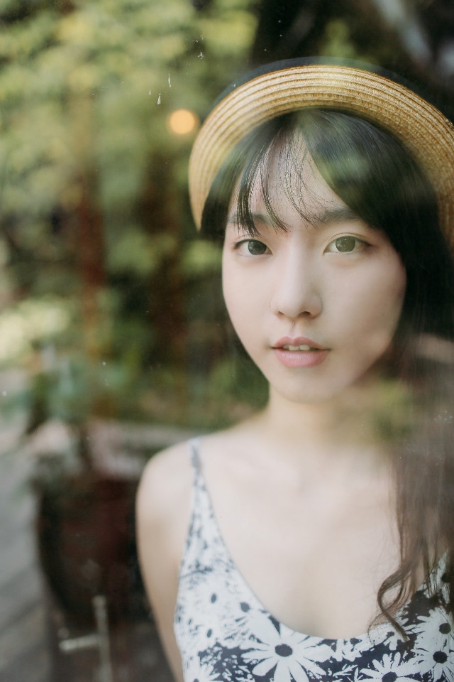 日系小清新美女光滑牛奶肌套图