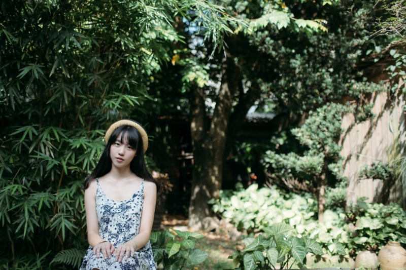 日系小清新美女光滑牛奶肌套图