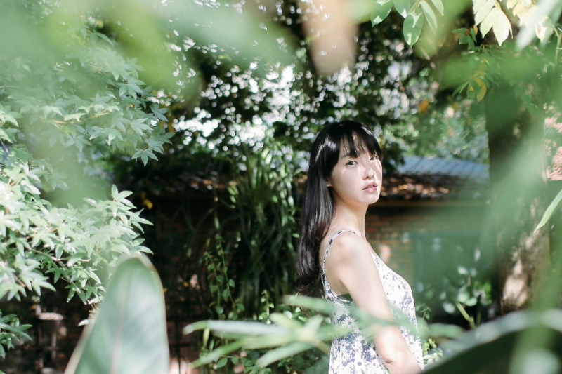 日系小清新美女光滑牛奶肌套图