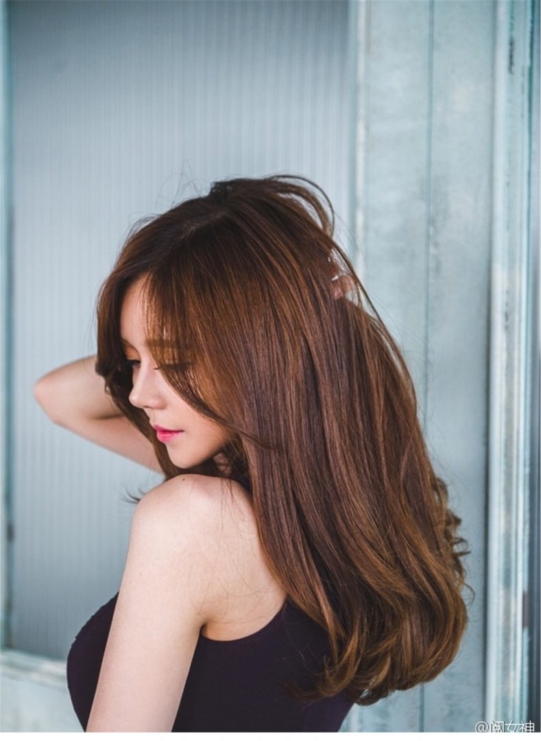 街拍韩国美女高跟美腿诱惑写真