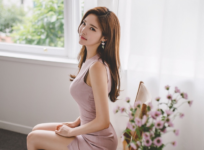 极品尤物包臀短裙性感身材美图