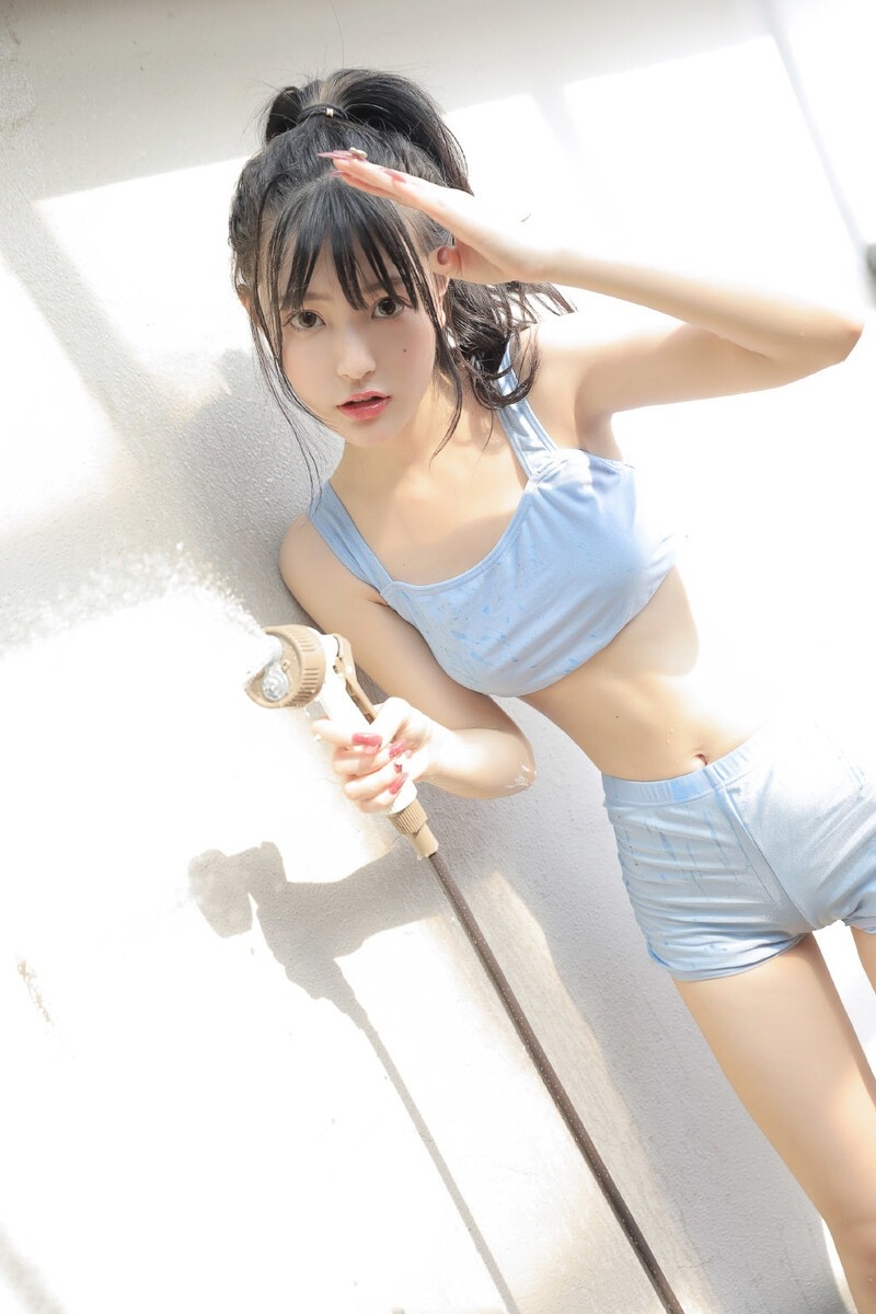 性感比基尼美少女细腰长腿美图