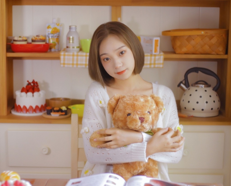 短发美女萝莉露脐装小蛮腰私拍