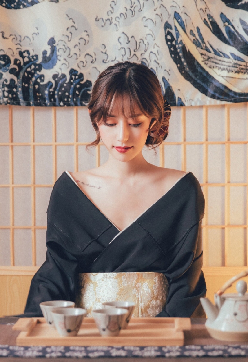 性感和服美女香肩诱惑精选图片