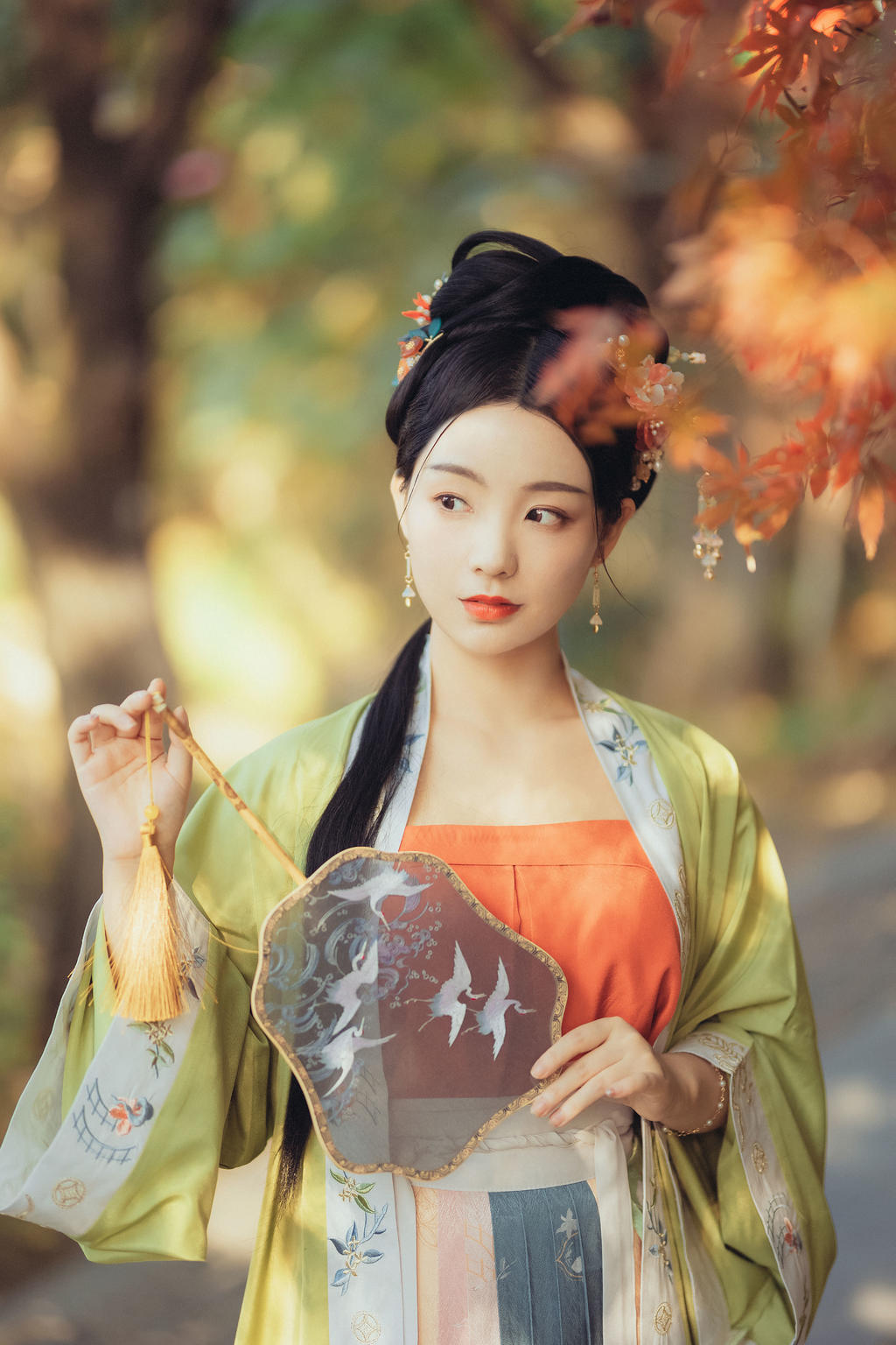 古装美女肤如凝脂面似桃花写真