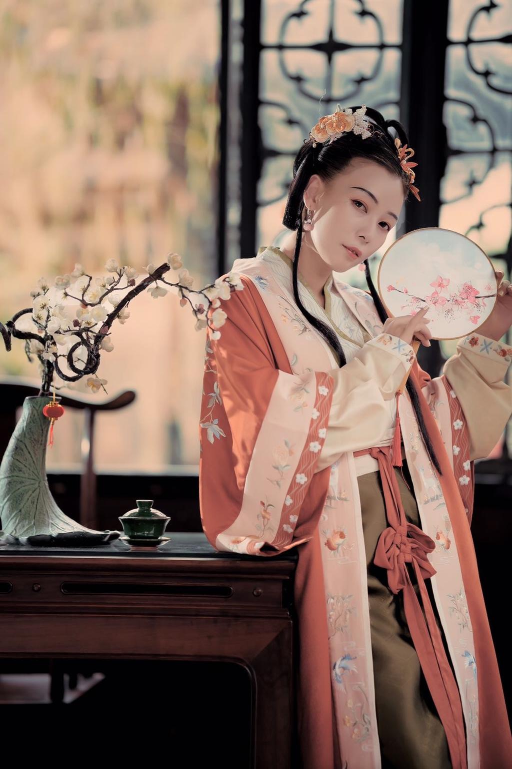 冰肌玉骨汉服美女唯美古风摄影