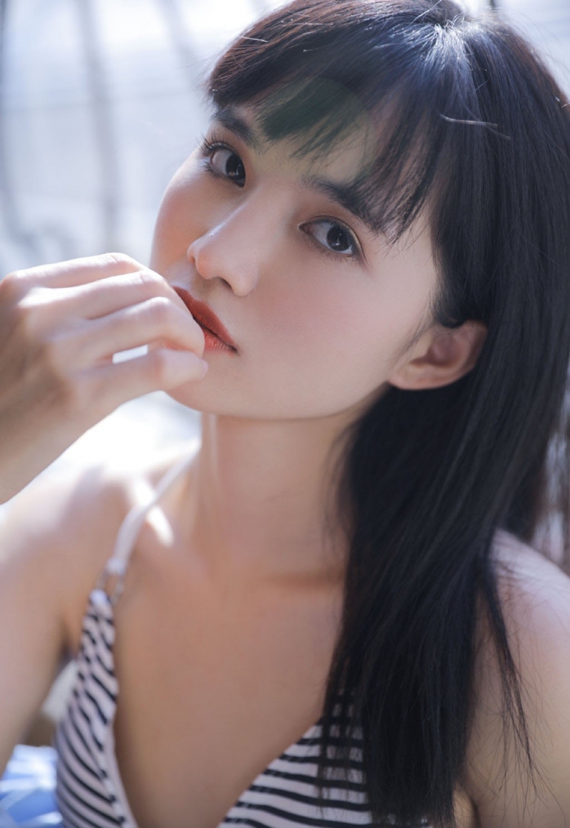 性感少女吊带内衣顶级人体艺术