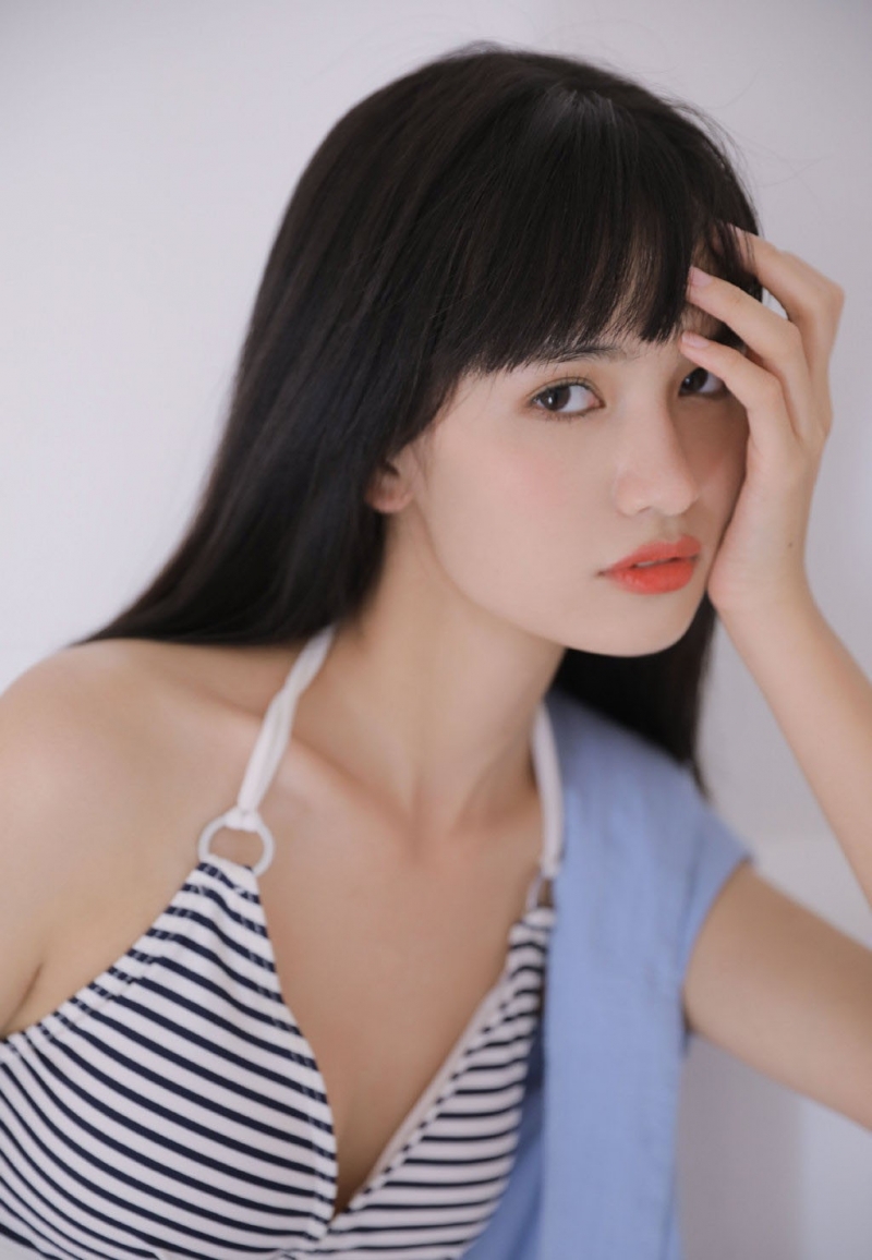 性感少女吊带内衣顶级人体艺术