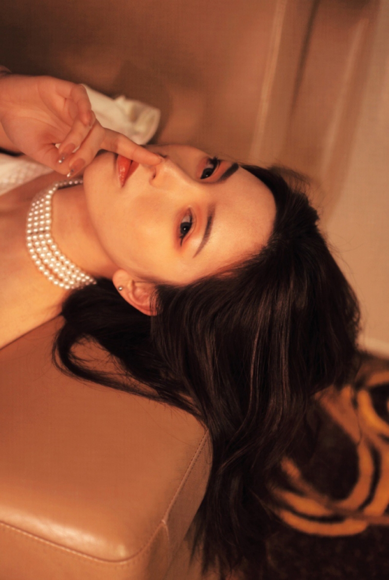 裸背少女真空诱惑顶级人体艺术