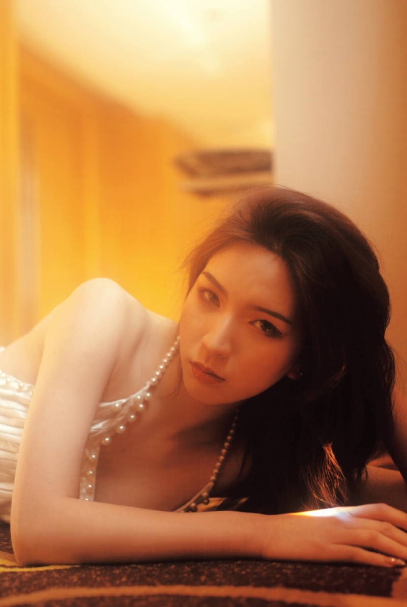 裸背少女真空诱惑顶级人体艺术