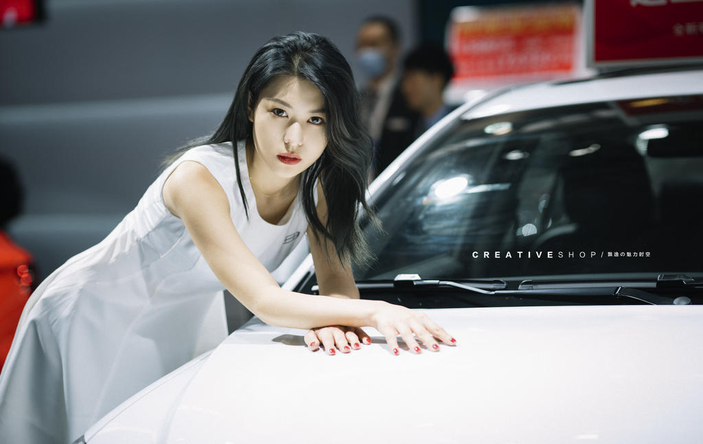 极品销魂美女车模红唇雪肤私拍