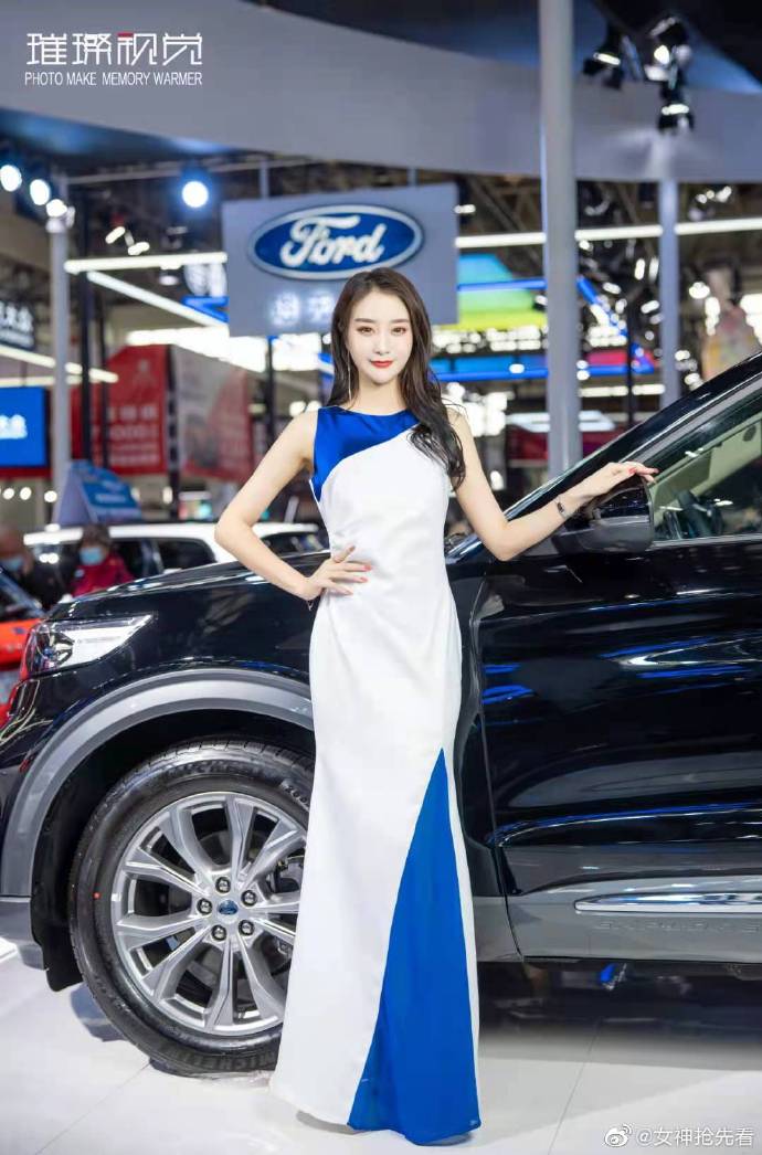 极品销魂美女车模漂亮脸蛋私拍