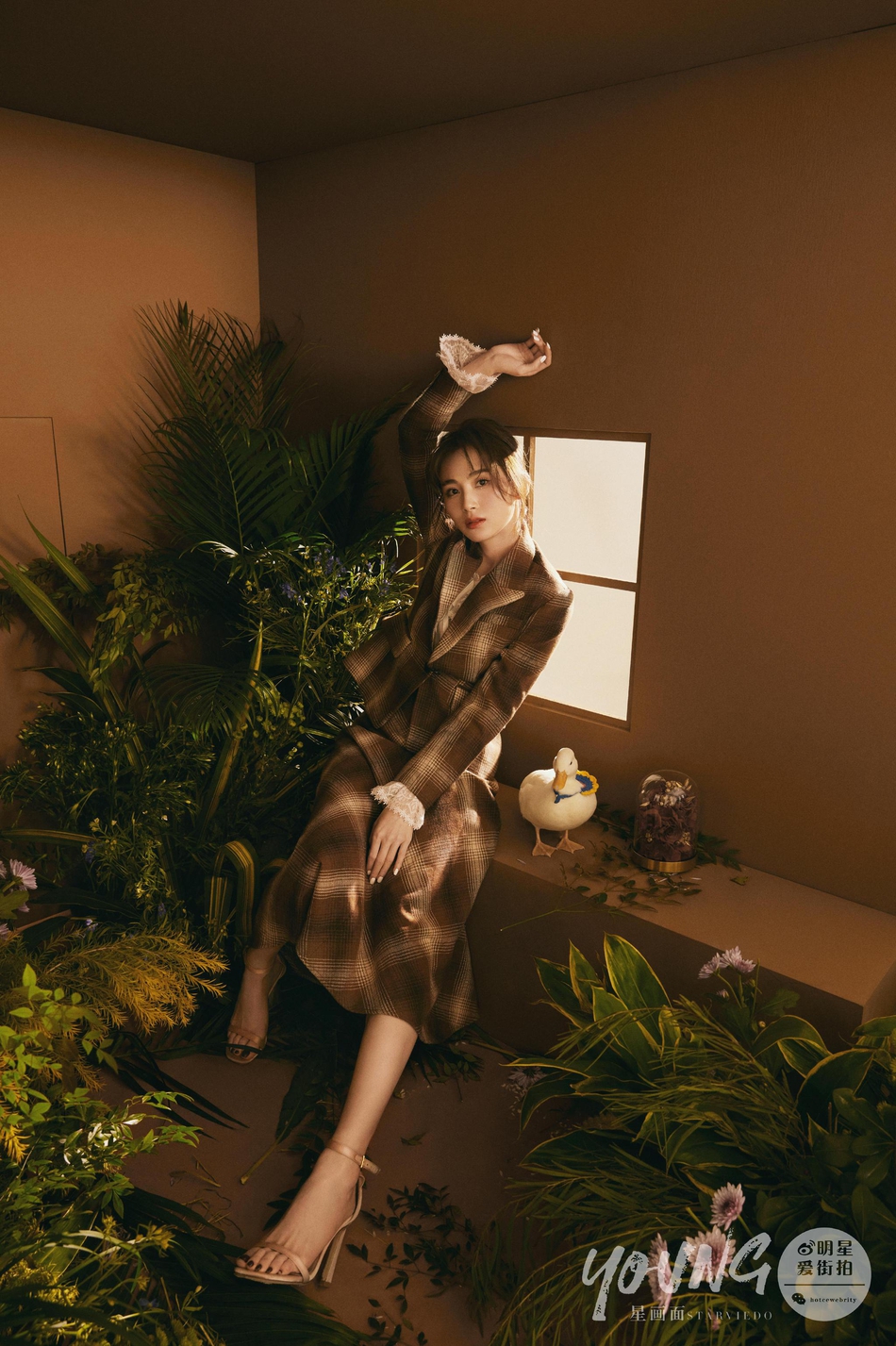 路晨百变造型演绎灵动之美写真