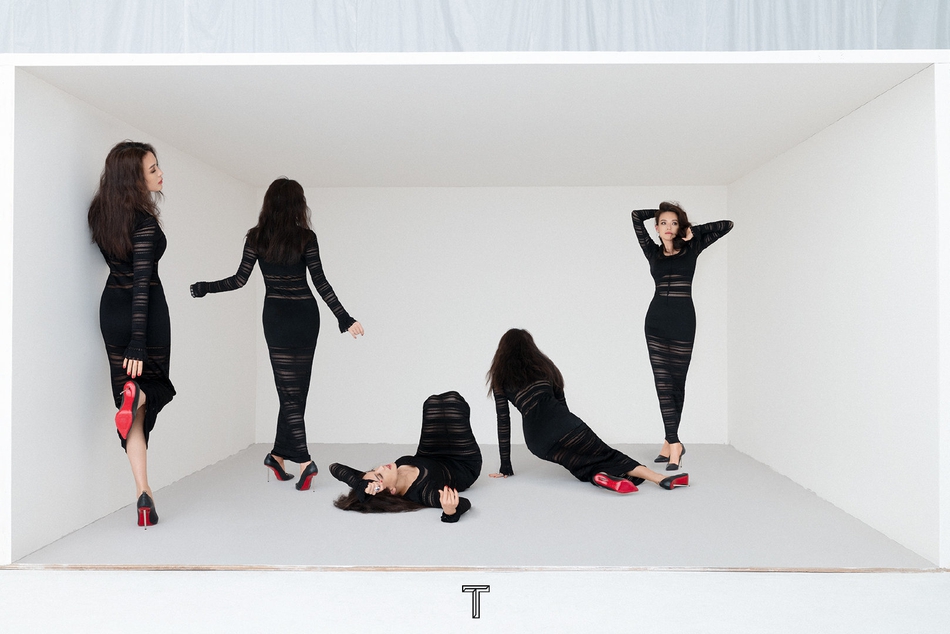 舒淇穿渔网袜大秀美腿时尚写真