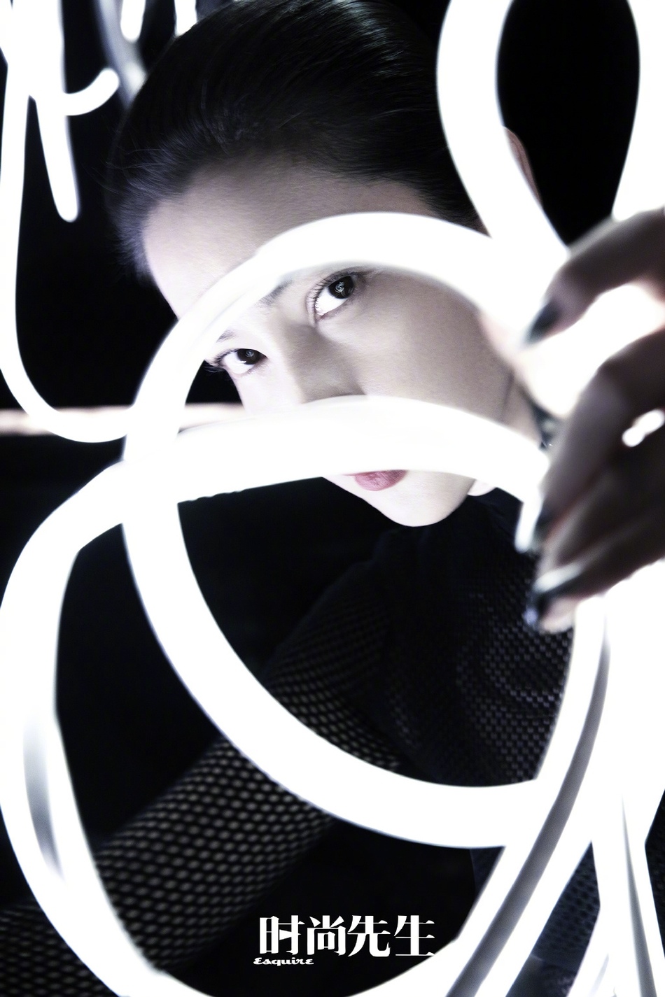 李冰冰科技环保风未来感十足写真