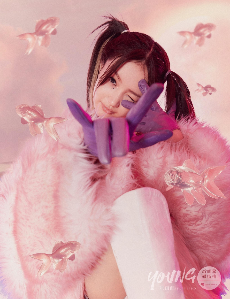 林小宅双马尾变身叛逆少女写真