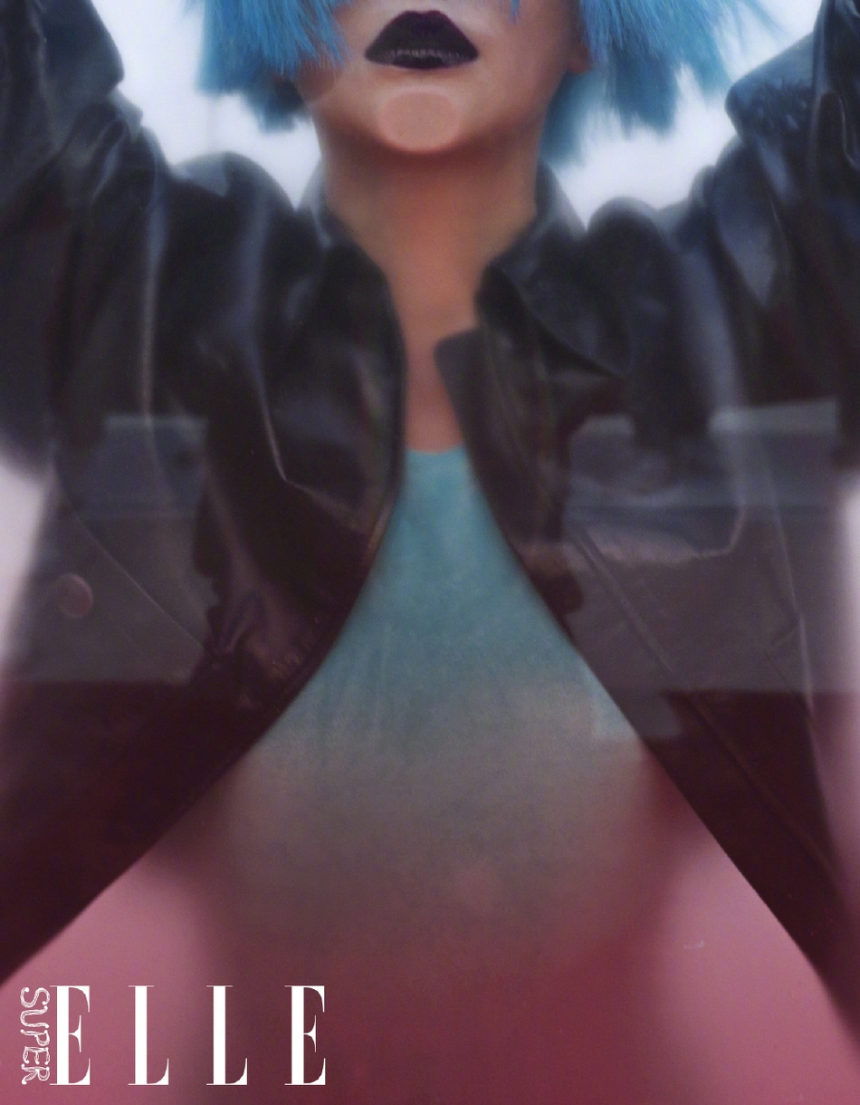 周迅黑唇唇环朋克十足时尚写真