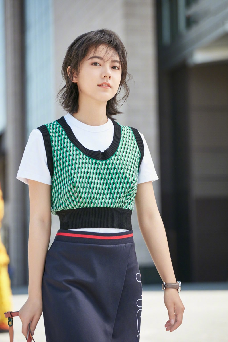 赵今麦青春活力秒变日系girl写真