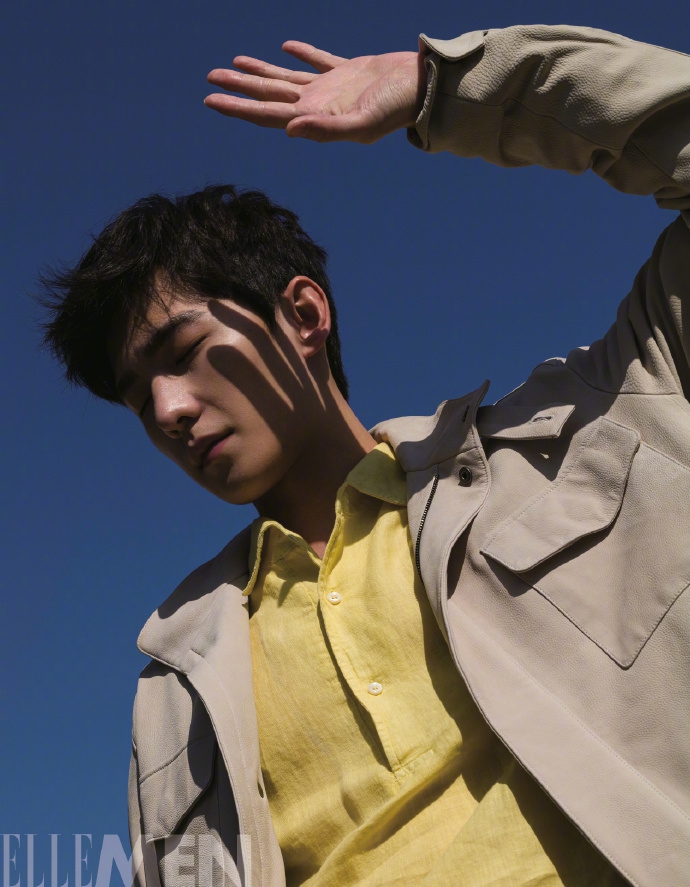 杨洋百变造型都市范儿十足写真