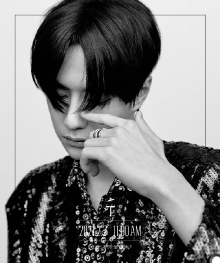 王一博率性利落尽显型男腔调写真