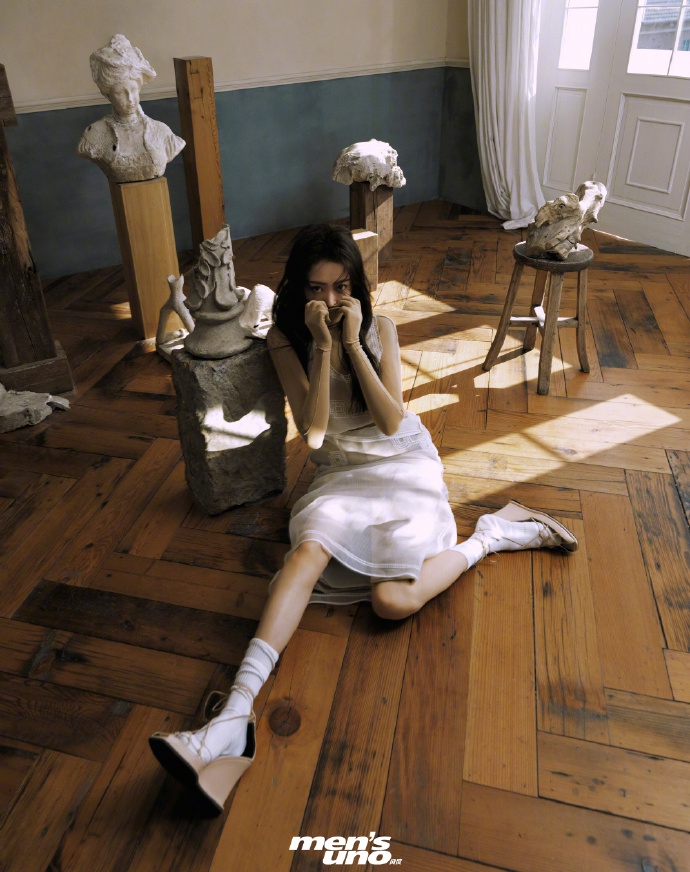 阮经天张天爱冬日暖意主题写真