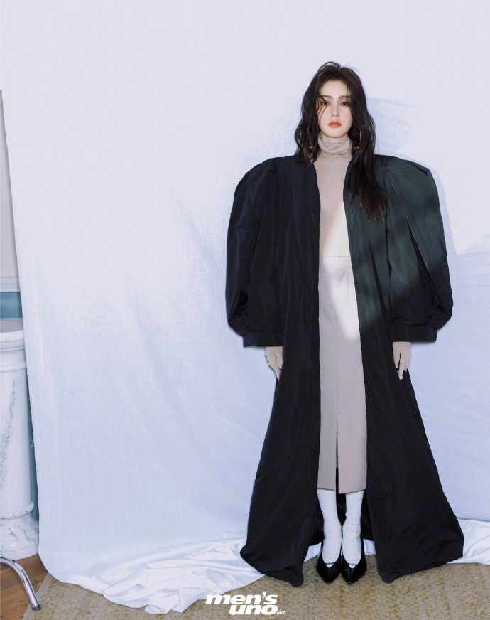 阮经天张天爱冬日暖意主题写真