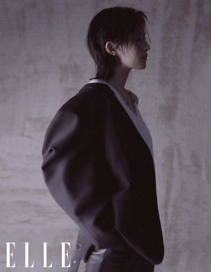 刘亦菲二次元粉发可甜可飒写真