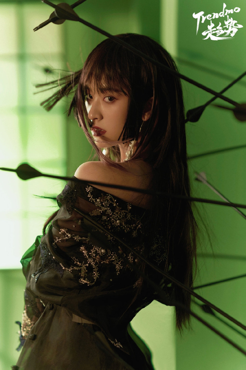 沈月淡雅古装飒爽十足国风写真