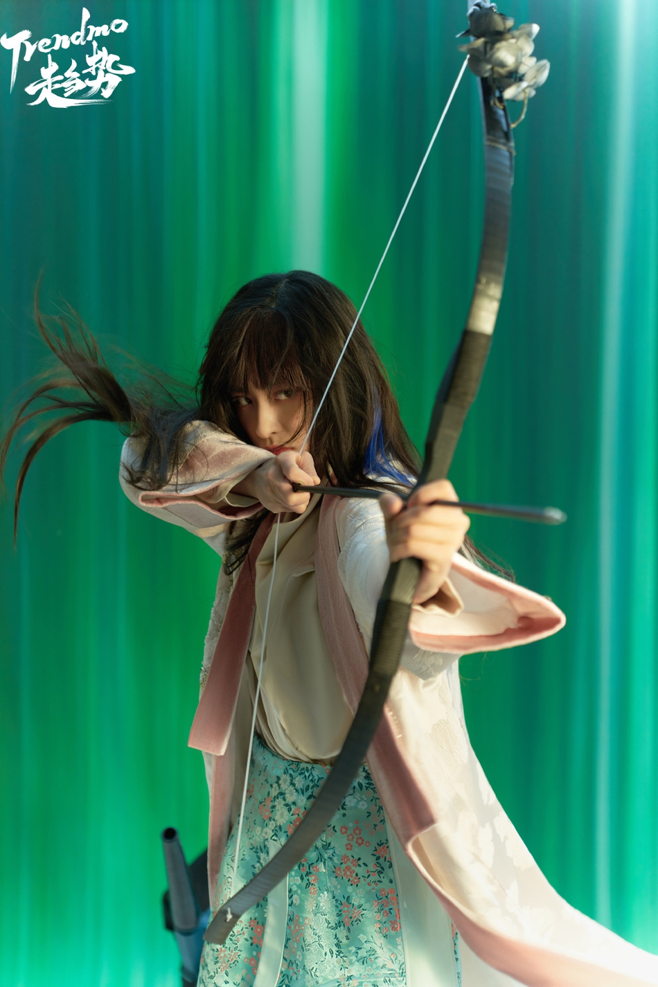 沈月淡雅古装飒爽十足国风写真