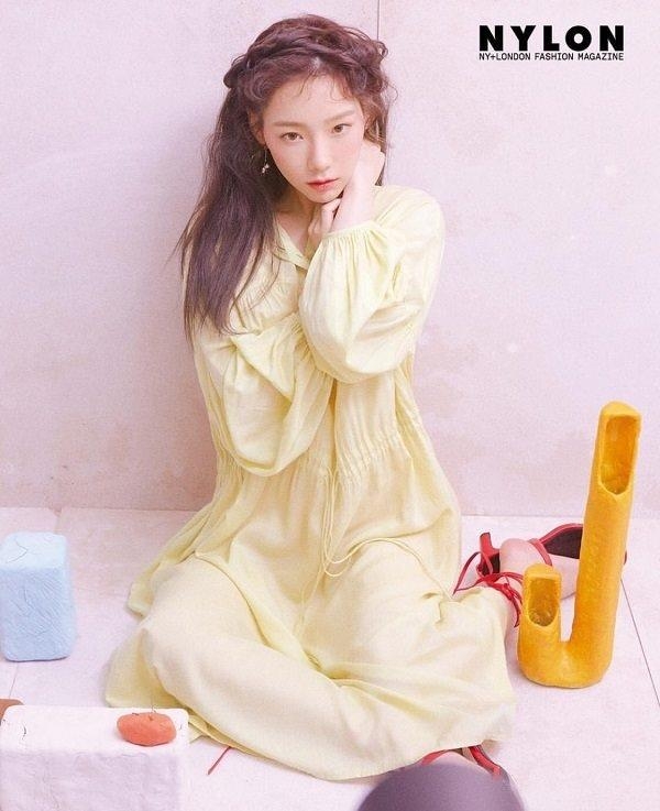 金泰妍化身小精灵仙气十足写真