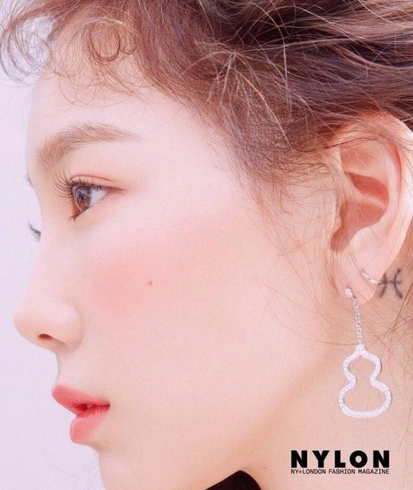 金泰妍化身小精灵仙气十足写真