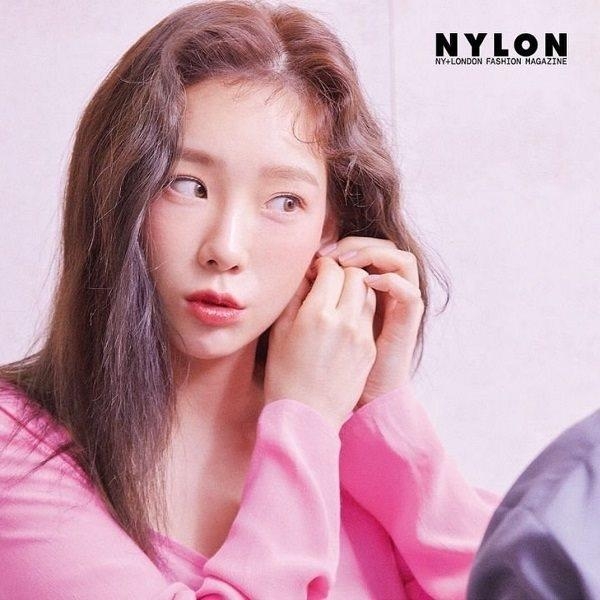 金泰妍化身小精灵仙气十足写真