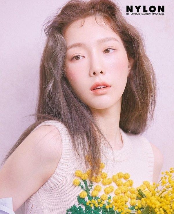 金泰妍化身小精灵仙气十足写真