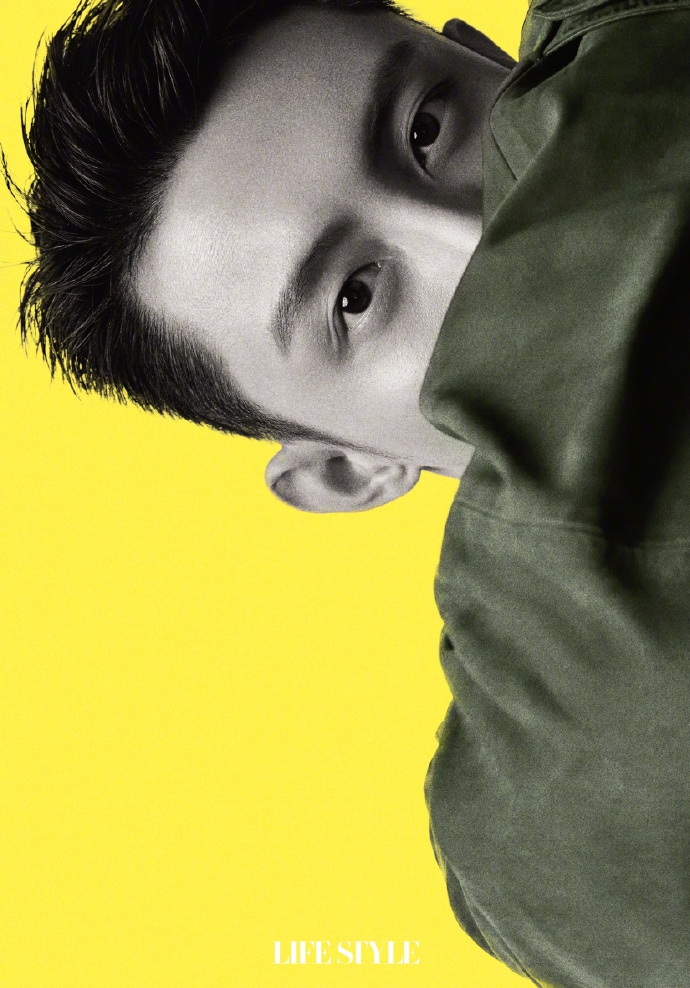 黄景瑜利落短发颇具文艺气息写真