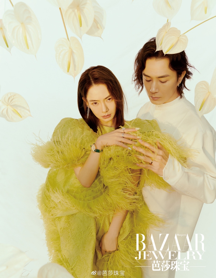 戚薇李承铉气氛甜蜜画面温馨写真