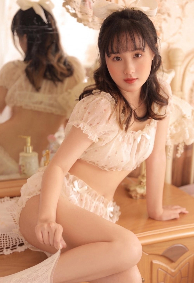 极品透视美女小蛮腰大长腿套图