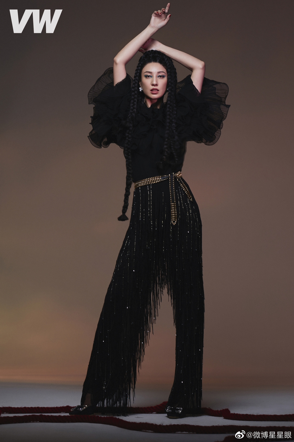 郑希怡非洲脏辫造型野性十足写真