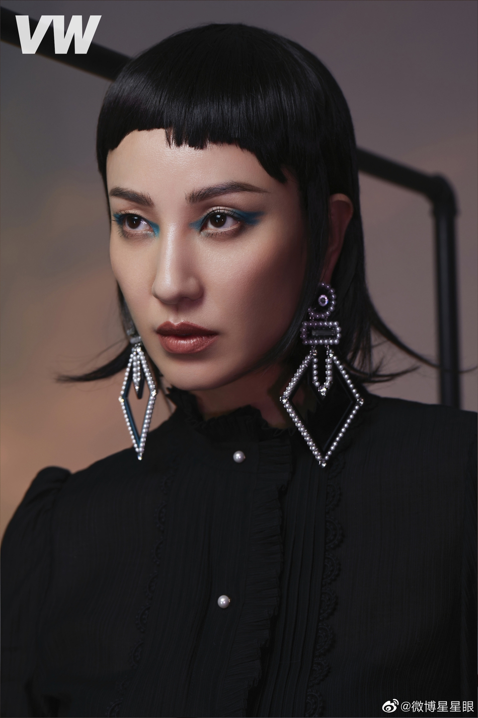 郑希怡非洲脏辫造型野性十足写真