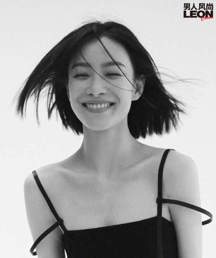 倪妮利落短发又美又飒时尚写真