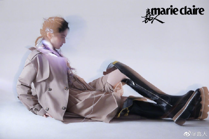 刘亦菲酷飒十足演绎反转魅力写真