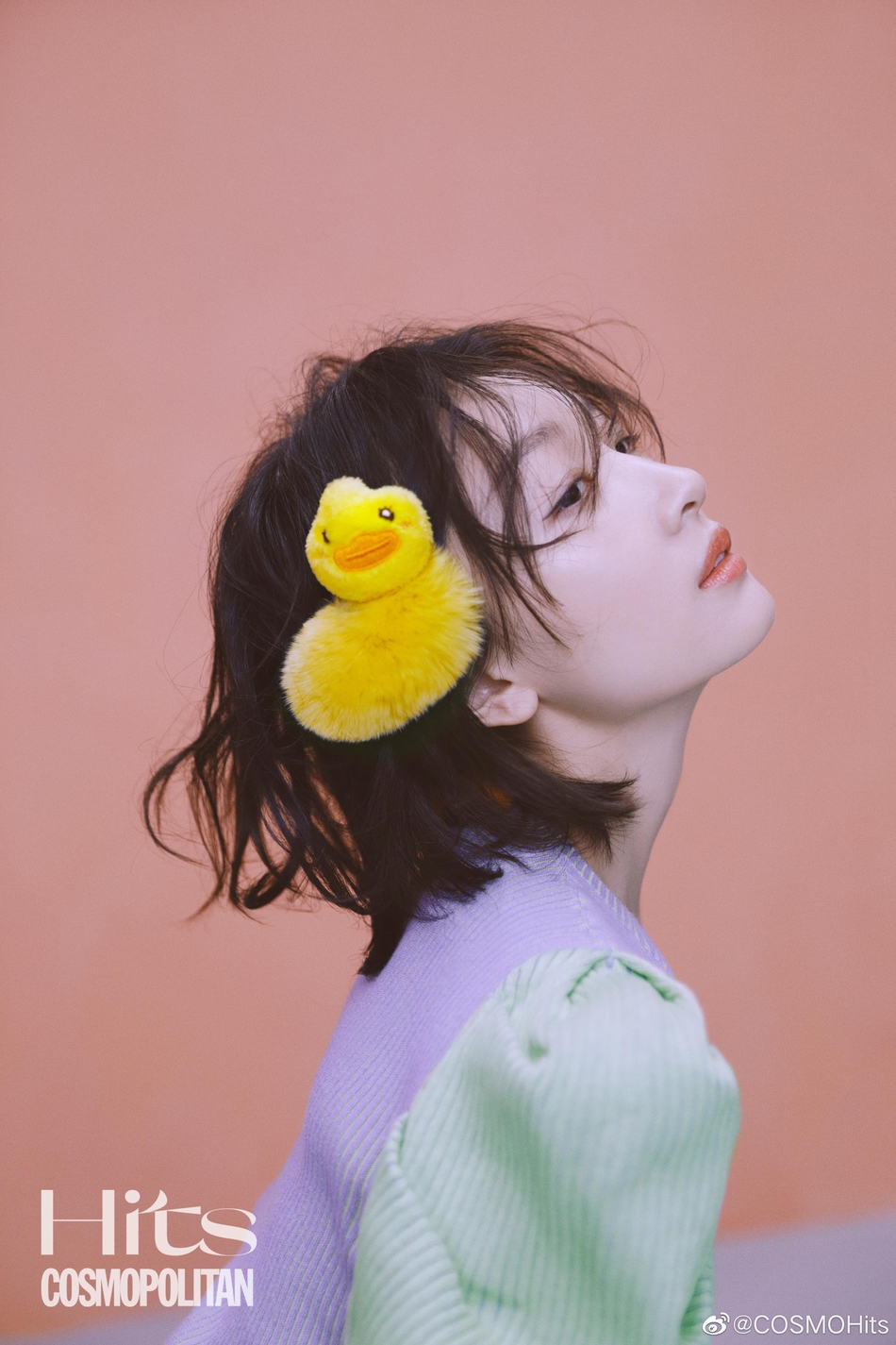 周冬雨鬼马可爱灵气十足杂志写真